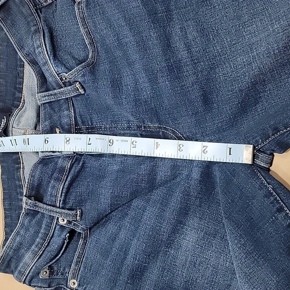 Gap, Size 6, Dark Wash Classic Straight Jeans, EUC - Picture 4 of 10